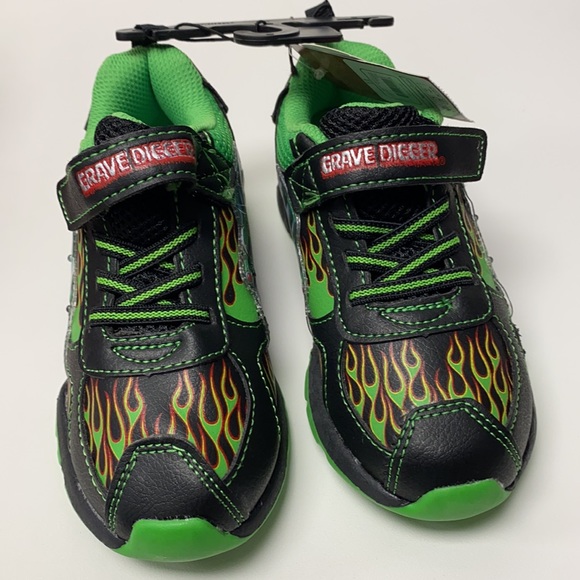 Monster jam grave digger light up sneakers new - Picture 5 of 5